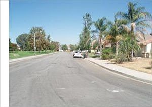 2nd image of 16388 Parkside Ln