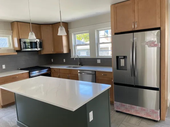 14 White St Floor 1, Arlington, MA 02474