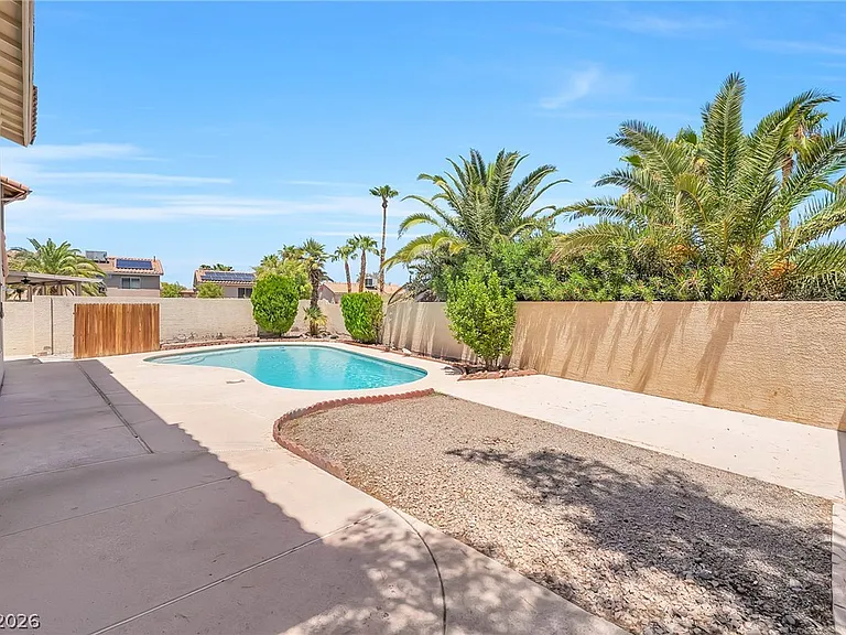 966 Pack Saddle Ct — Photo 34