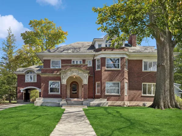 522 Linden Ave, Oak Park, IL 60302