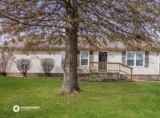 6152 Moorman Rd, Louisville, KY 40272