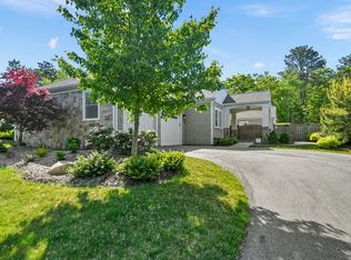 19 Climbers Path, Plymouth, MA 02360