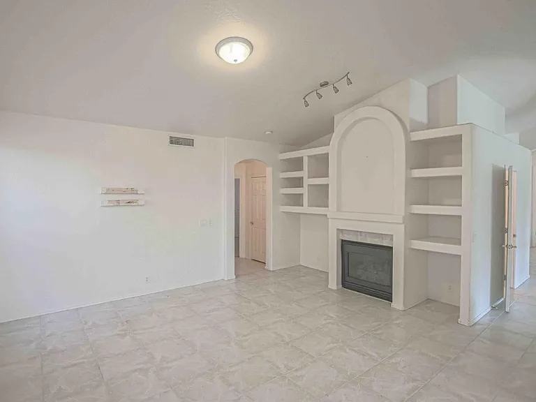 20376 N 66th Dr — Photo 14