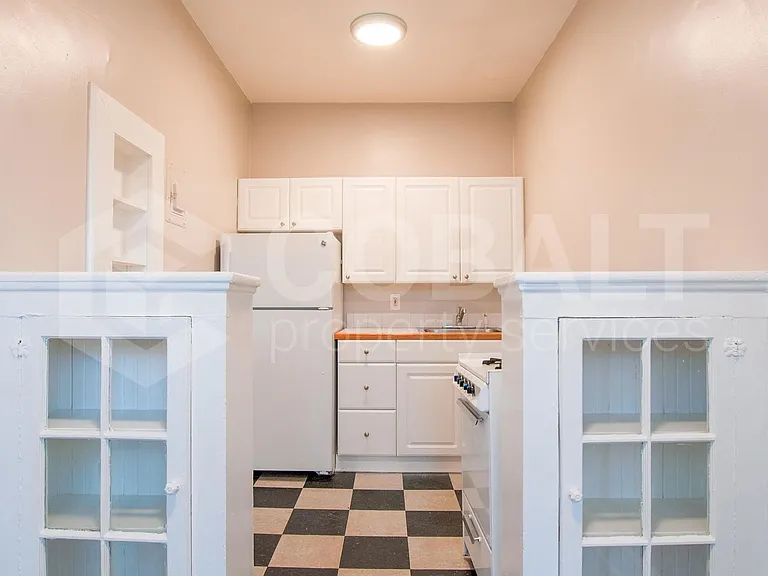 674 Somerset Ter NE #7 — Photo 7