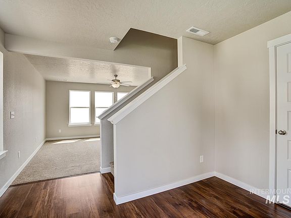 4th image of 1251 S Wiston Ave