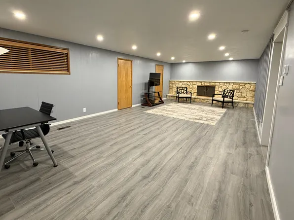 (undisclosed Address), Bountiful, UT 84010