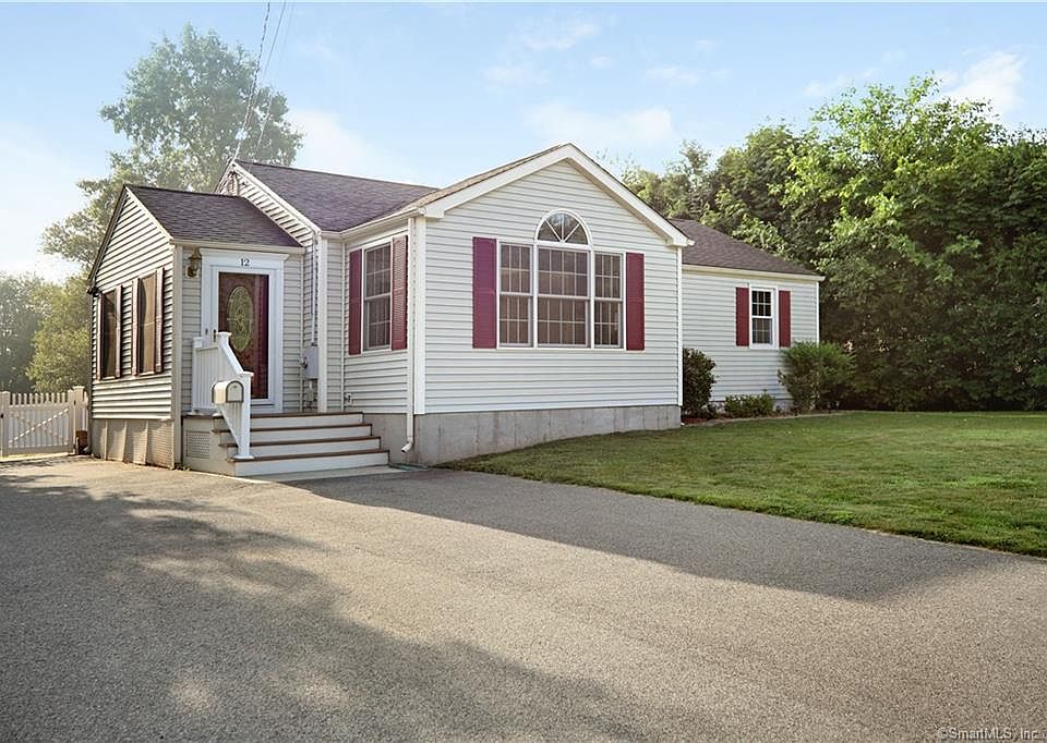 1st image of 12 Litchfield Pl