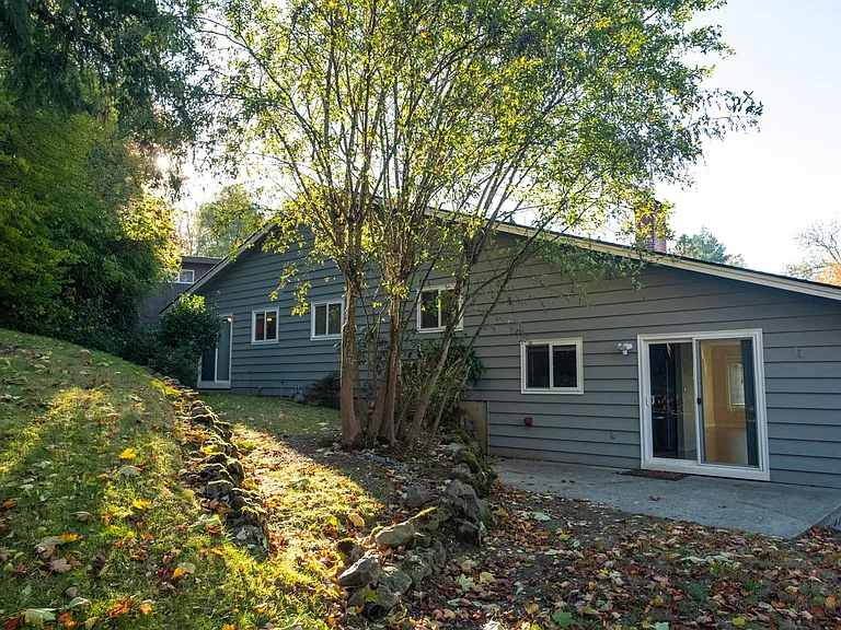 9054 SW 38th Ave — Photo 15