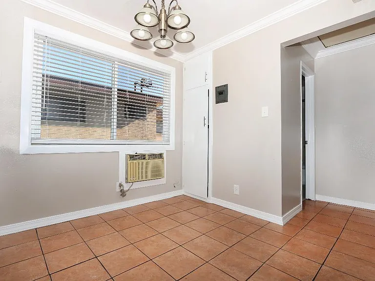 316 N Moore Ave #E — Photo 9