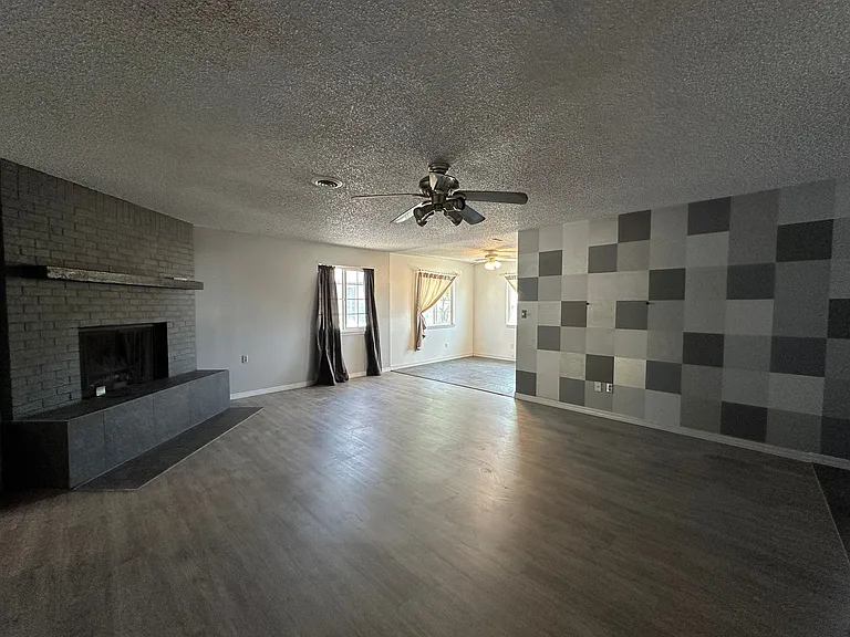 5542 Cypress St — Photo 5