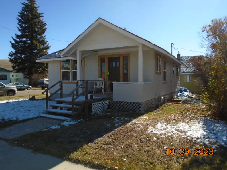 502 Garnet Street - 1 — Photo 3