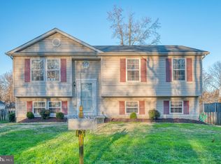 107 Oak C Ave, Sparrows Pt, MD 21219