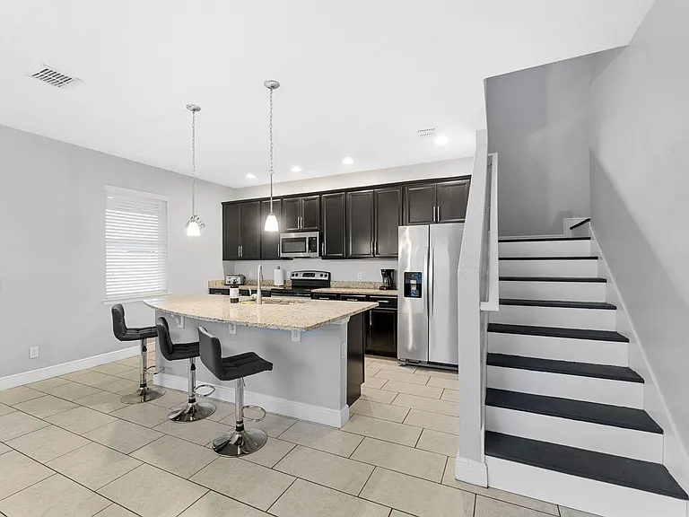 206 Aberdeen St — Photo 7