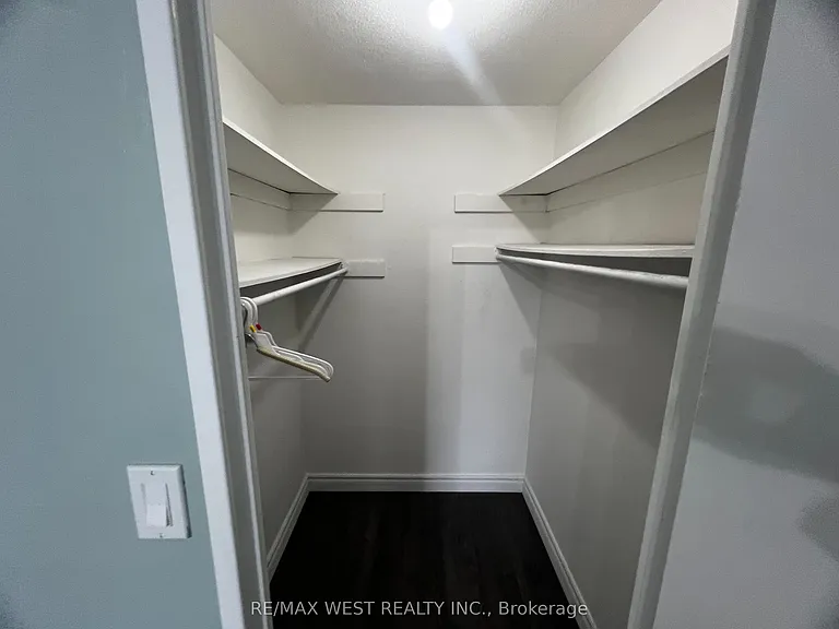 130 Neptune Dr #202 — Photo 14