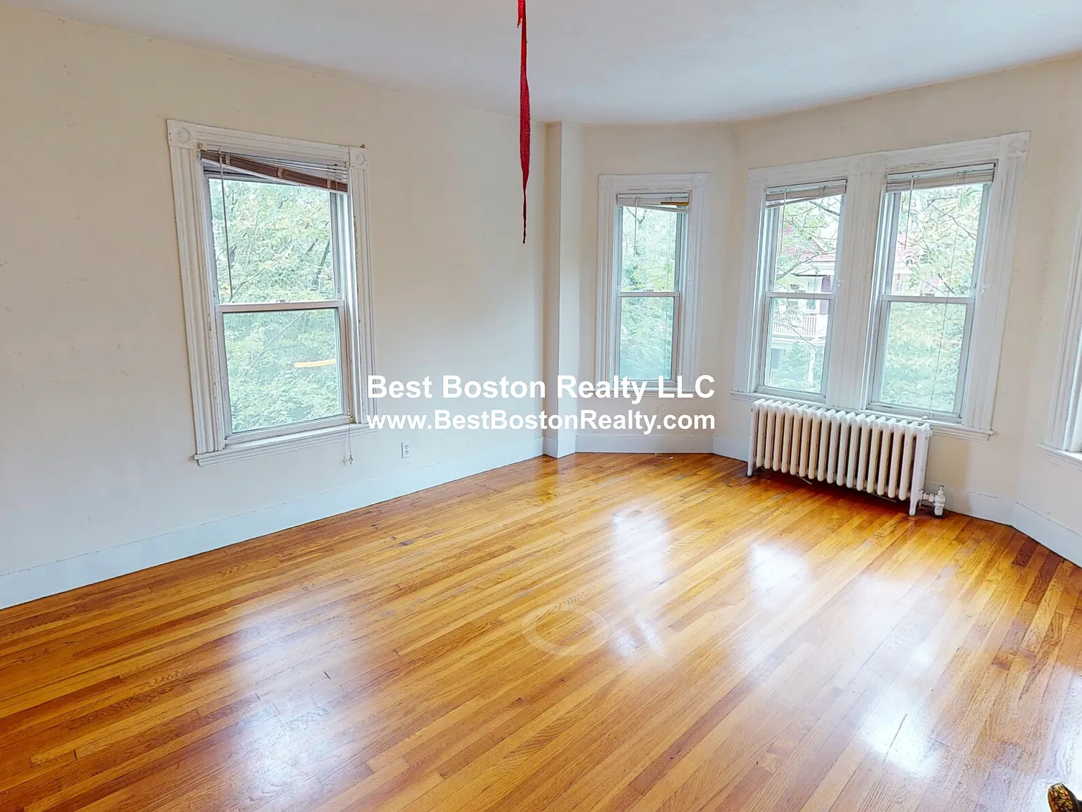 4 bed, 2.0 bath, $4,600 — Photo 2