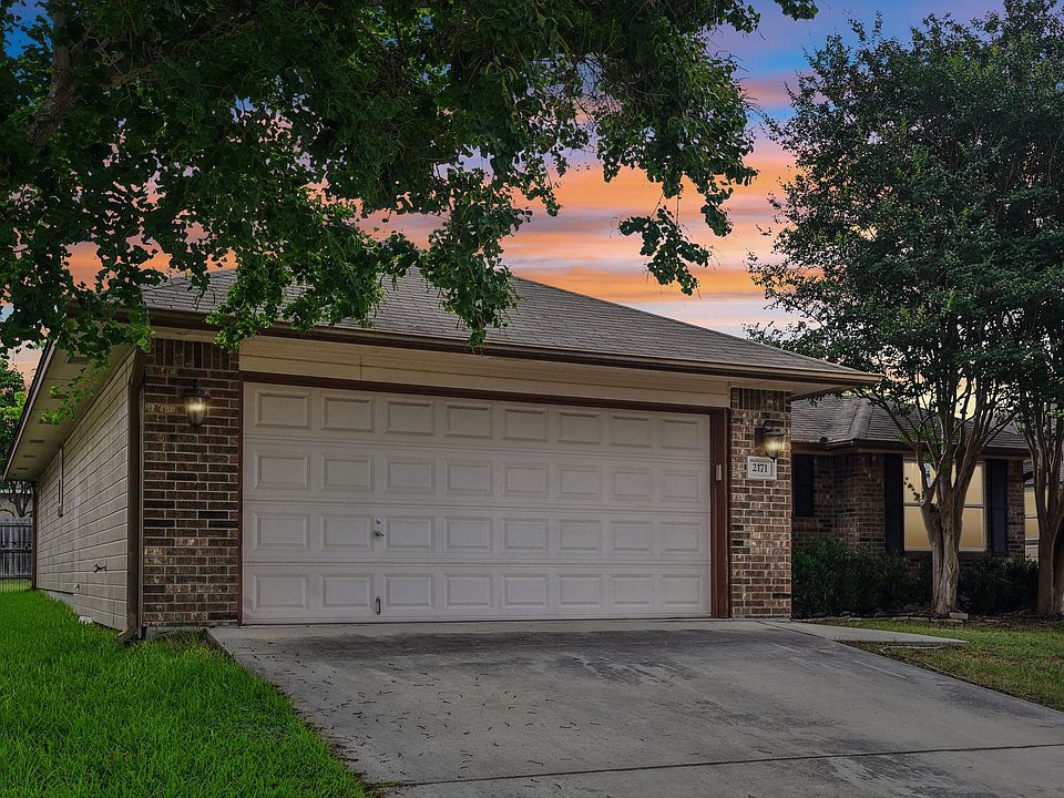 1st image of 2171 Bentwood Dr