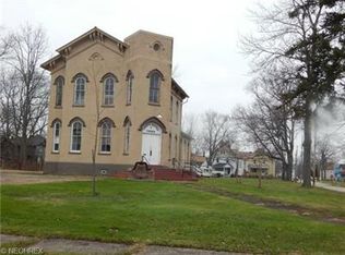 414 School St NW, Warren, OH