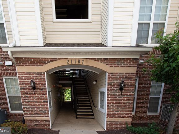 2nd image of 21197 McFadden Sq Unit 403