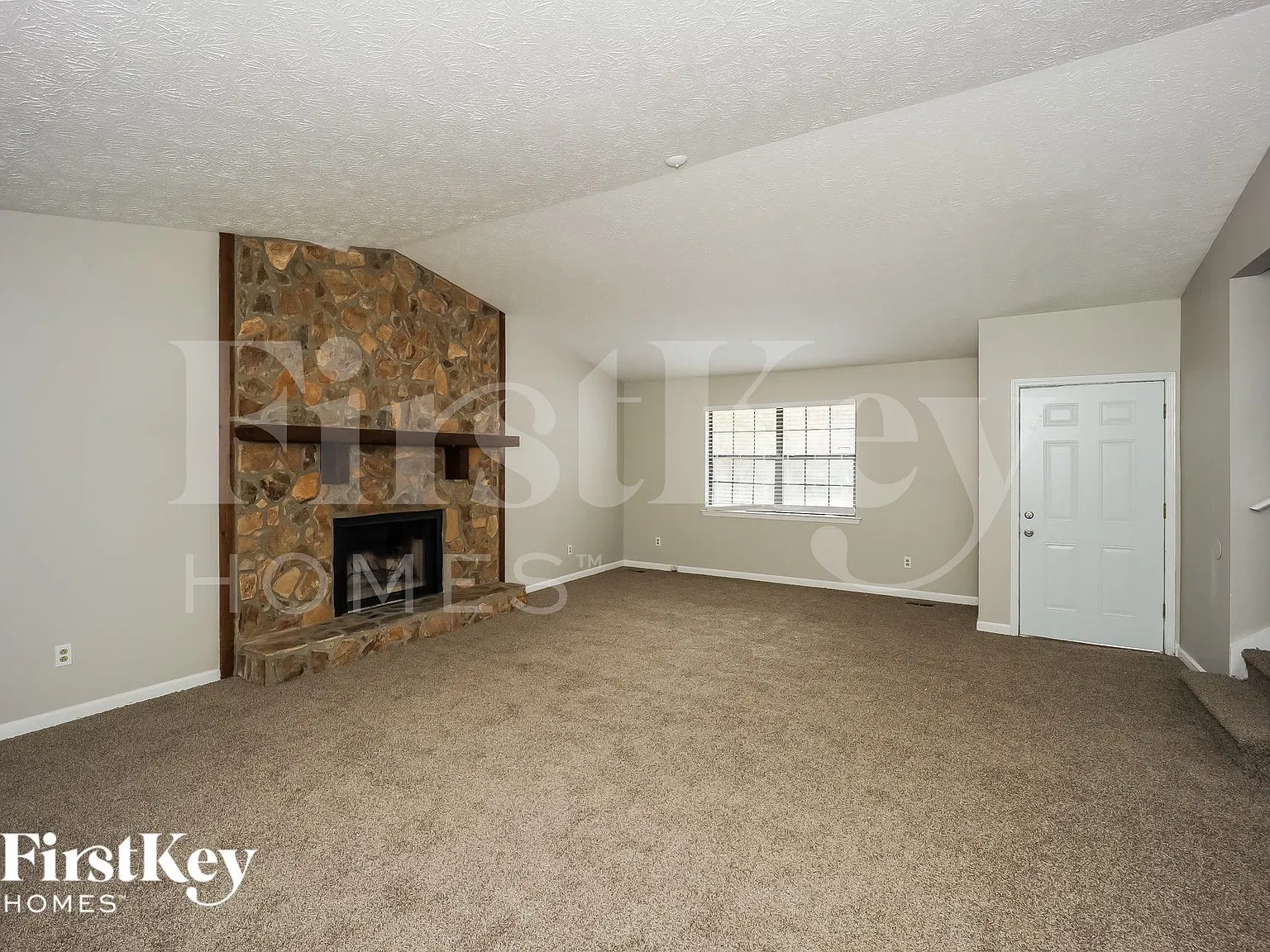3 bed, 2.0 bath, 1512 sqft, $1,975 — Photo 3