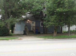 612 W 6th St, Lawrence, KS 66044