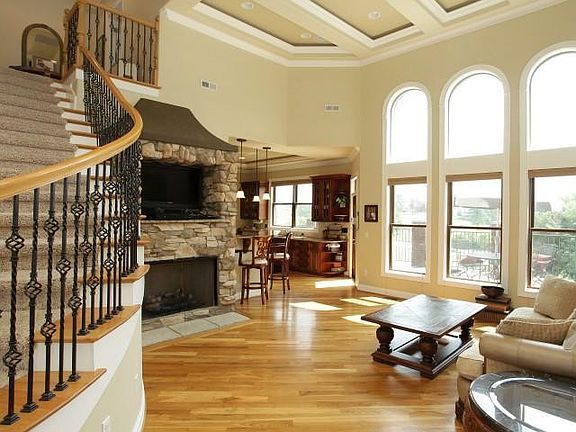 4th image of 613 Imperial Lakes Dr