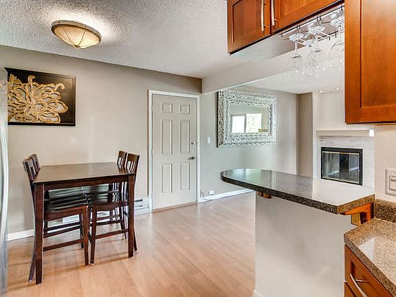2nd image of 998 W Beaver Creek Blvd #205