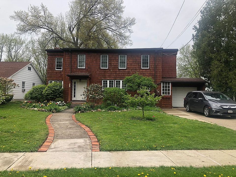 1st image of 66 Woodview Ave