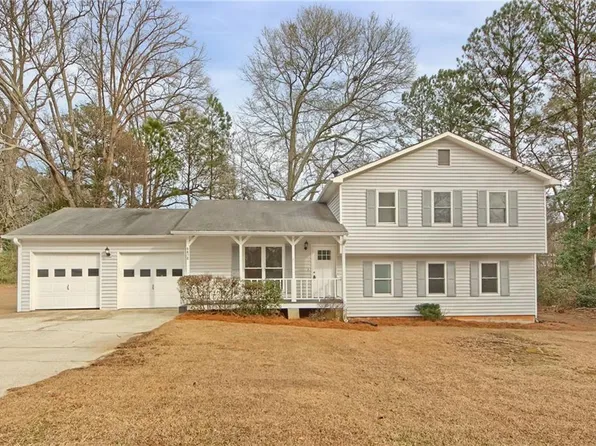 6470 Meadowlark Dr, Riverdale, GA 30296