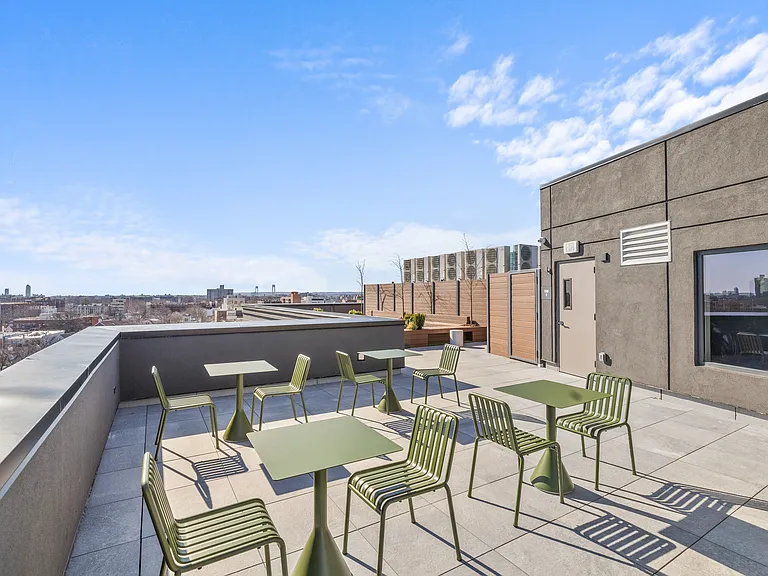 1615 Cedar St #4A — Photo 30
