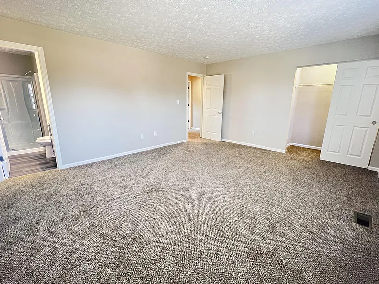 Revere Village Apartments — Photo 66