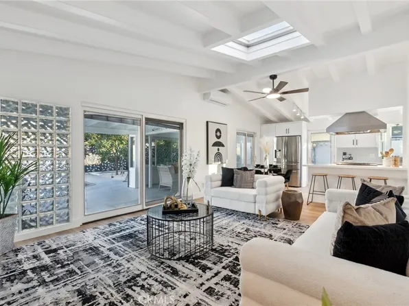 2051 S Rene Dr, Santa Ana, CA 92704