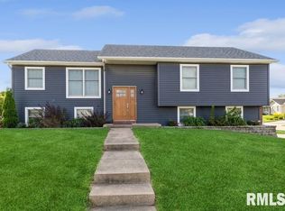 5114 Woodland Ave, Davenport, IA 52807