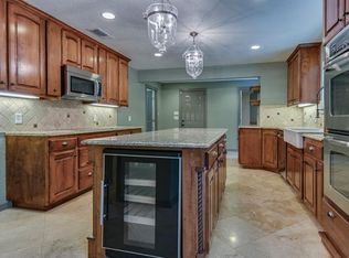 710 Oak Hill Ln, Cedar Hill, TX 75104