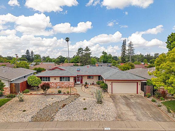 2nd image of 4831 Cameron Ranch Dr