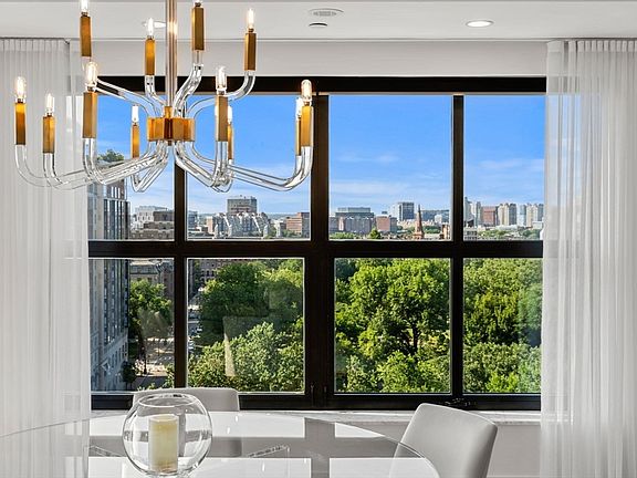 4th image of 300 Boylston St #Penthouse 1201