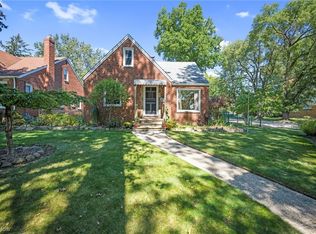 8206 Whittington Dr, Parma, OH