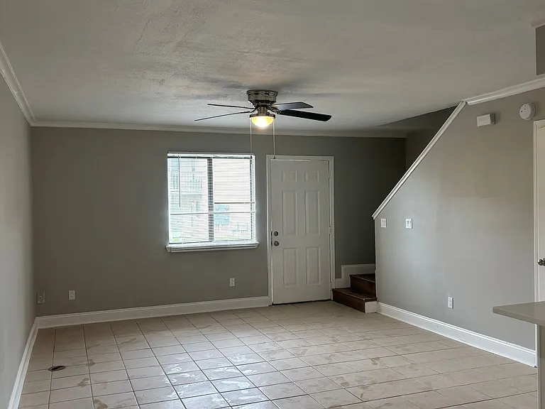 138 Bonnie Ln — Photo 32