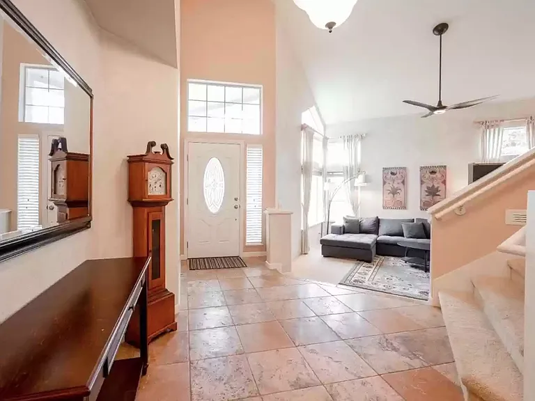 111 Pine Valley Ct — Photo 6