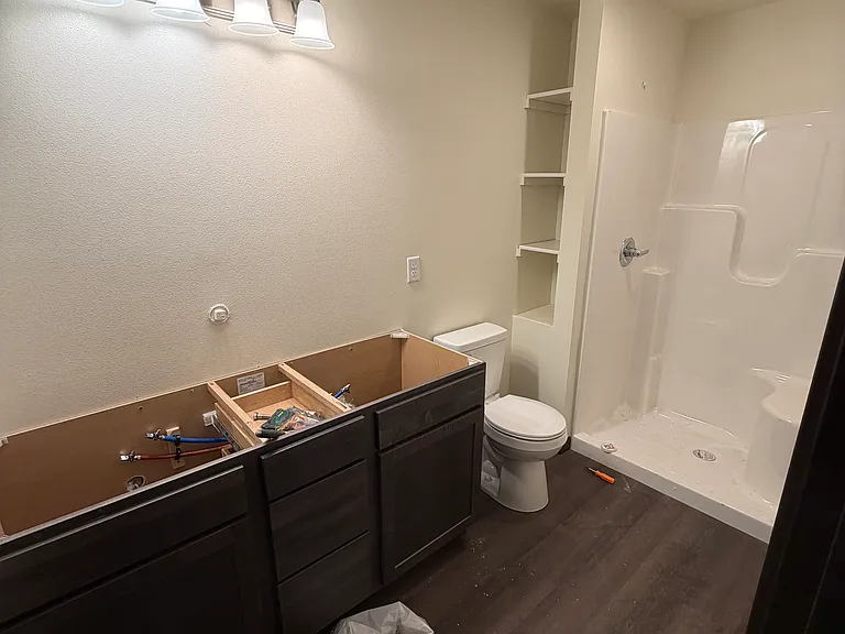2421 Iowa St — Photo 12