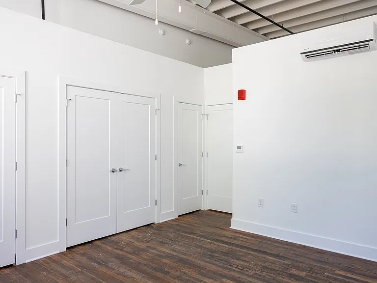 Overton Lofts — Photo 62