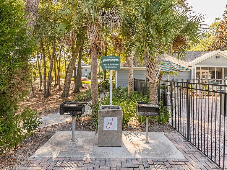 Enclave at Pine Oaks — Photo 16