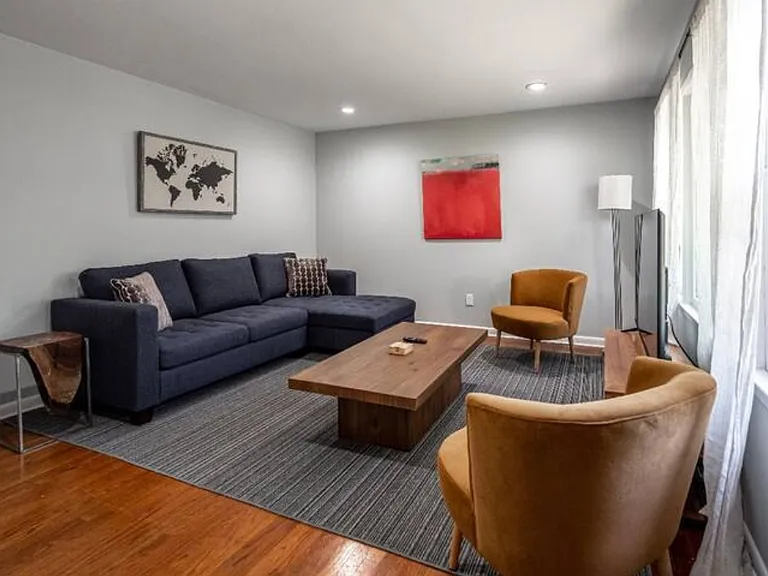 7049 Midland Dr — Photo 8