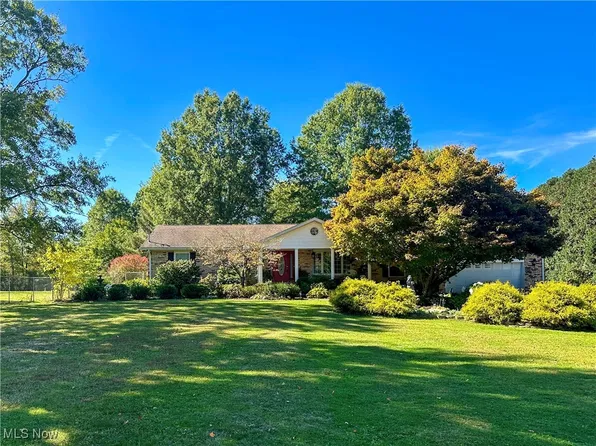 1565 Sodom Hutchings Rd NE, Vienna, OH 44473