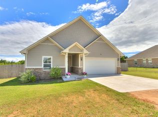5461 Grassland Dr, Guthrie, OK 73044