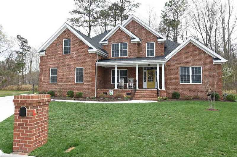 1st image of 1405 Gunston Ct