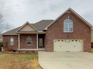 2005 Rebekah Dr, Greenbrier, TN 37073