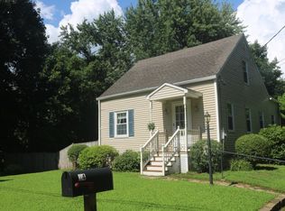 14 Hamlin St, Lunenburg, MA 01462