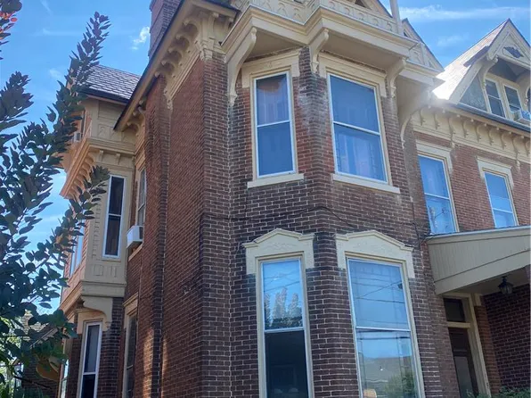 24 W Main St APT 1, Macungie, PA 18062