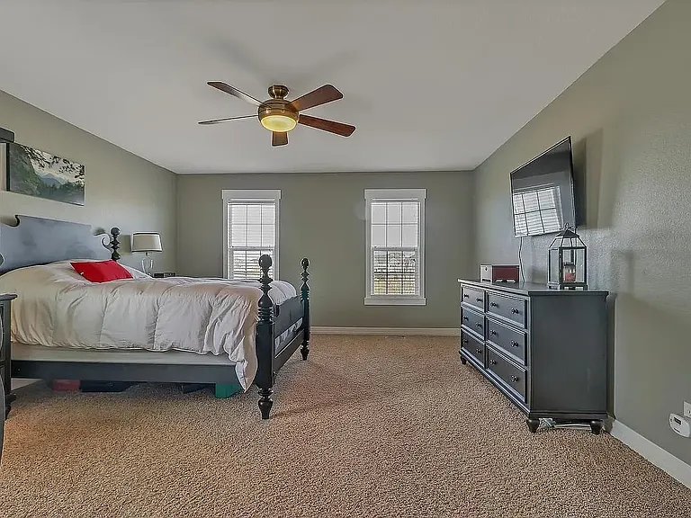14935 Silver Feather Cir — Photo 25