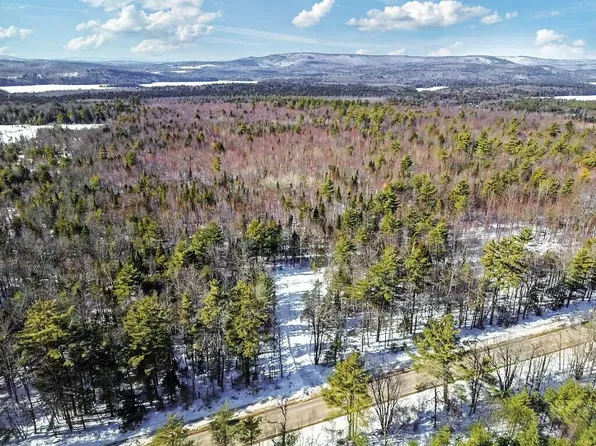 00 West Road, Belgrade, ME 04917
